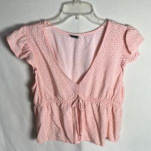 Wild Fable Pink Crop Top Style Top 2 Buttons and a cinch tie   Size S no tag